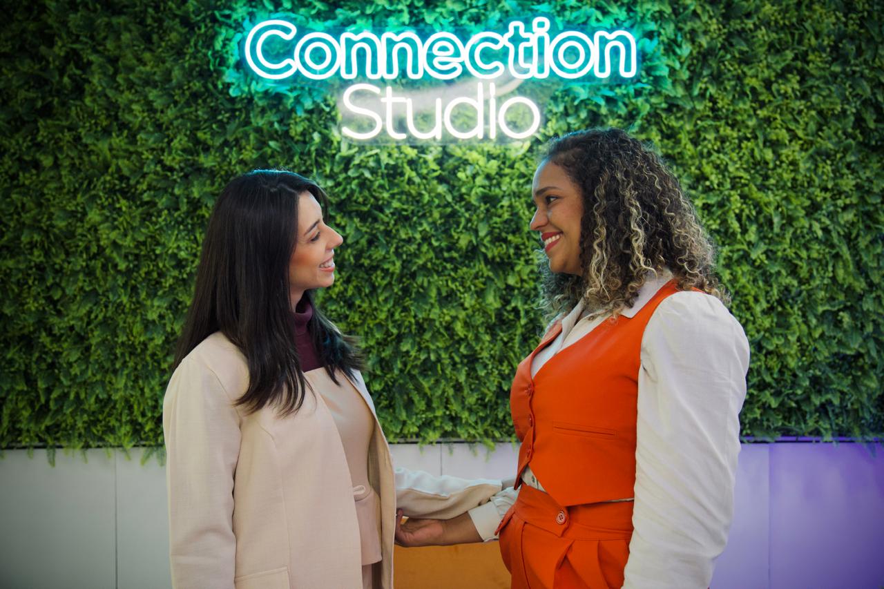 Luciana Alves e Emanuela Arantes